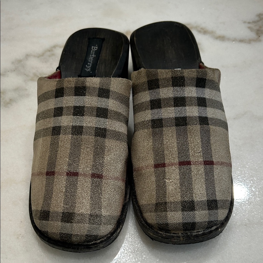 Burberry Checkered  Loafers - Beige and Black
